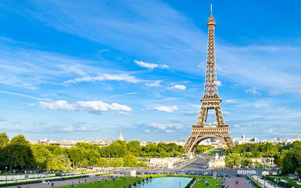 Nước pháp có gì nổi tiếng và những công trình là biểu tượng của nước Pháp